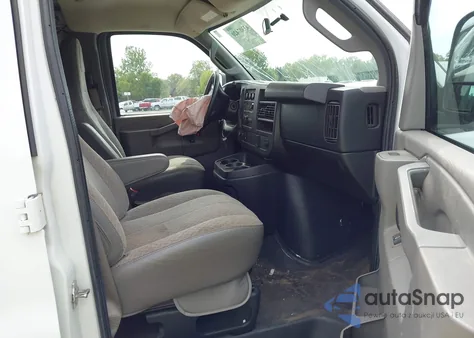 2017 GMC Savana 2500 Work Van z USA, uszkodzony, nr VIN 1GTW7AFF8H1906121